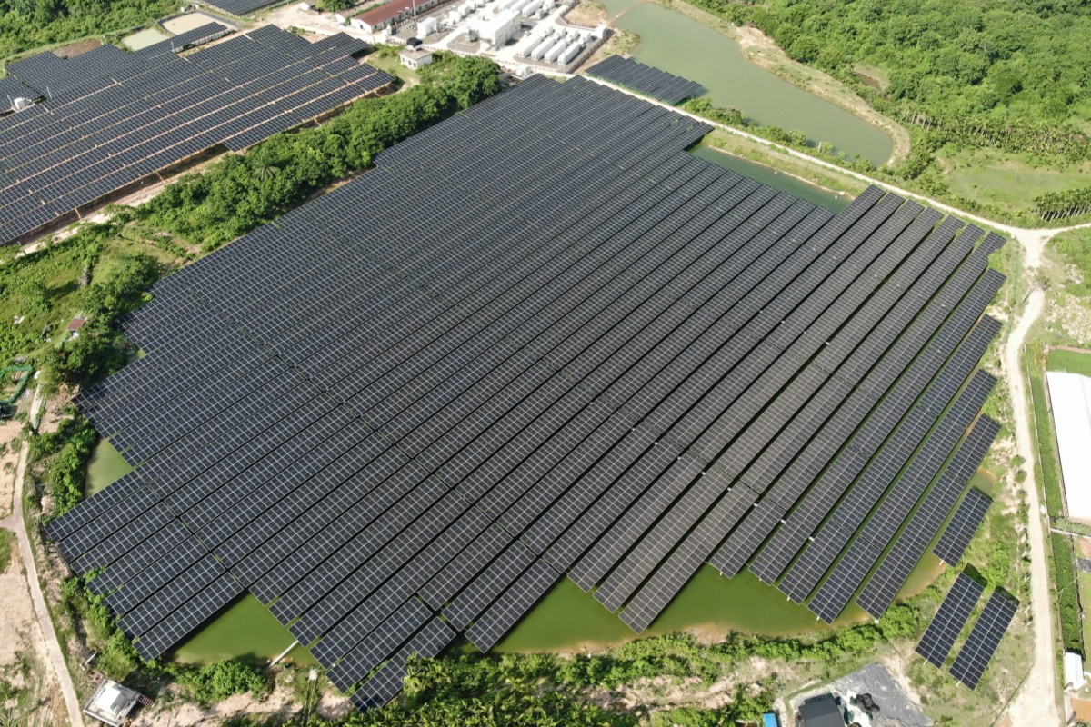 CETC-Red Solar builds 70 MW fishery solar farm with flexible support systems